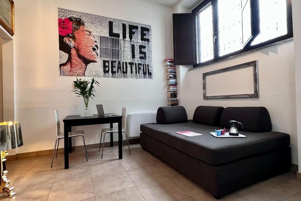 דירות מילאנו Life Is Beautiful Design Loft Navigli Romolo, Netflix, Wifi, Ac And Street Parking מראה חיצוני תמונה
